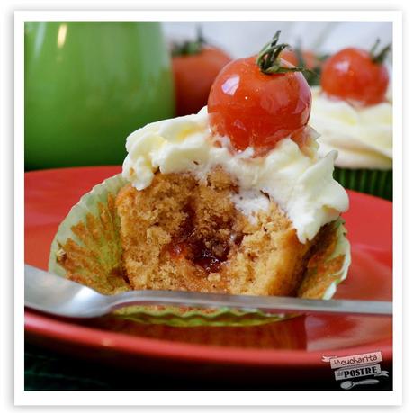 CUPCAKES DE TOMATE CARAMELIZADO Y PIÑONES / PINE NUTS AND CARAMELIZED TOMATO CUPCAKES CUPCAKES DE TOMATE CARAMELIZADO Y PIÑONES / PINE NUTS AND CARAMELIZED TOMATO CUPCAKES