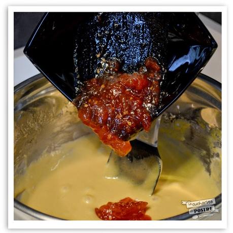 CUPCAKES DE TOMATE CARAMELIZADO Y PIÑONES / PINE NUTS AND CARAMELIZED TOMATO CUPCAKES CUPCAKES DE TOMATE CARAMELIZADO Y PIÑONES / PINE NUTS AND CARAMELIZED TOMATO CUPCAKES