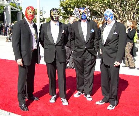 Los Straitjackets - You send me (Live) (2011) Los Straitjackets - You send me (Live) (2011)