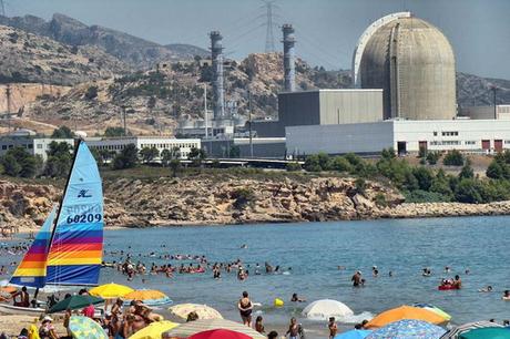 La democracia atómica española. central nuclear vandellos