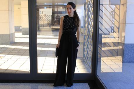 Palazzo pants and orange lips Image and video hosting by TinyPic