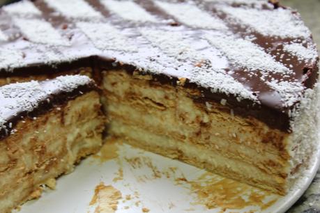 Tarta de coco y galletas