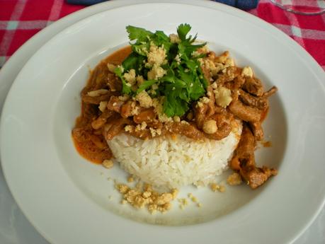 carne con mani carne con mani