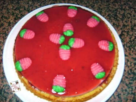 TARTA PETIT SUISSE DE FRESA  CON YOGUR GRIEGO