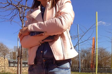 WELCOME MARCH.- WELCOME MARCH.-