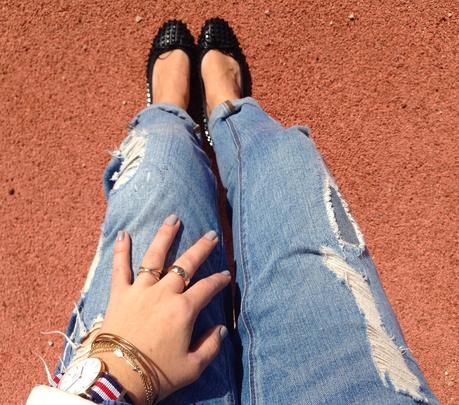 WELCOME MARCH.- WELCOME MARCH.-