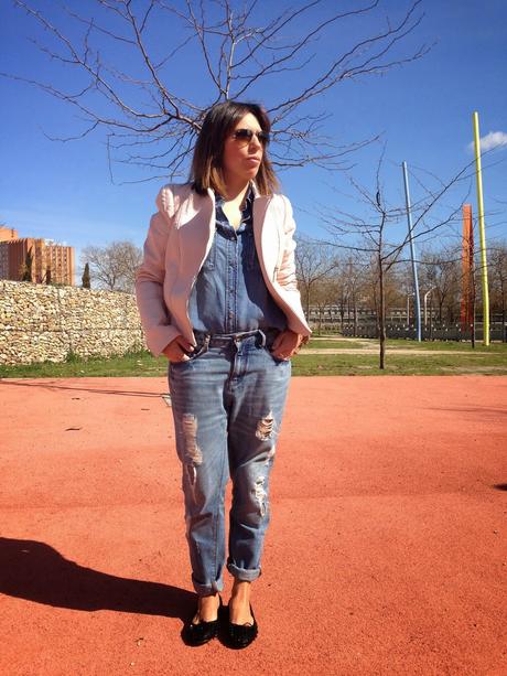 WELCOME MARCH.- WELCOME MARCH.-