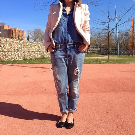 WELCOME MARCH.- WELCOME MARCH.-