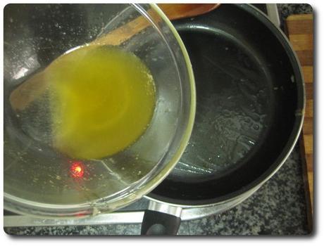 Tortilla de calabacín recetasbellas-tortilla-calabacin-03mar2015-14