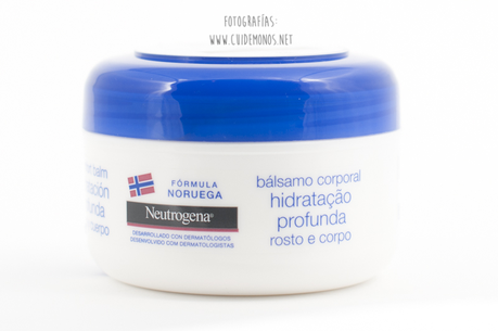 Con faldas y a lo loco Con faldas y a lo loco