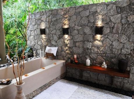 FOTOS : Baños decorados con piedra