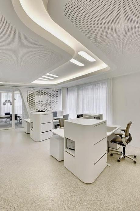 Futurista o minimalista? Diseño de banco en Zurich Futurista o minimalista? Diseño de banco en Zurich