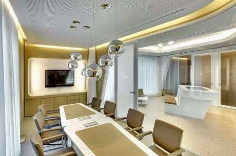 Futurista o minimalista? Diseño de banco en Zurich Futurista o minimalista? Diseño de banco en Zurich