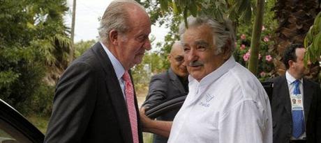 Mujica, ex presidente republicano, recibió al rey Juan Carlos I. Mujica, ex presidente republicano, recibió al rey Juan Carlos I.