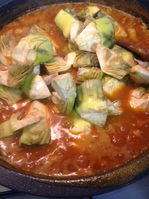 ALUBIAS CON SEPIAS Y ALCACHOFAS ALUBIAS CON SEPIAS Y ALCACHOFAS