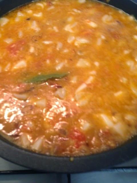 ALUBIAS CON SEPIAS Y ALCACHOFAS ALUBIAS CON SEPIAS Y ALCACHOFAS