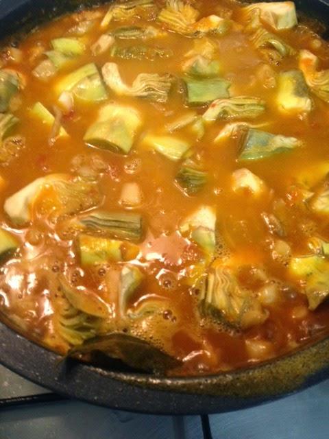 ALUBIAS CON SEPIAS Y ALCACHOFAS ALUBIAS CON SEPIAS Y ALCACHOFAS