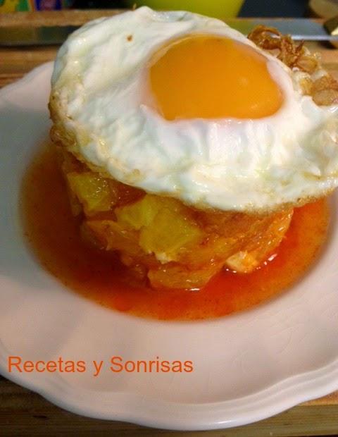 HUEVO CON NARANJA Y PIMENTÓN HUEVO CON NARANJA Y PIMENTÓN