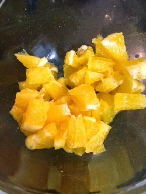 HUEVO CON NARANJA Y PIMENTÓN HUEVO CON NARANJA Y PIMENTÓN