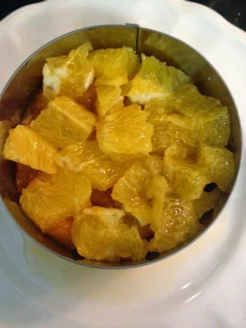 HUEVO CON NARANJA Y PIMENTÓN HUEVO CON NARANJA Y PIMENTÓN