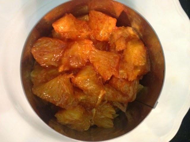 HUEVO CON NARANJA Y PIMENTÓN HUEVO CON NARANJA Y PIMENTÓN