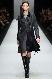 GUY LAROCHE presenta su nueva colección en París. GUY LAROCHE presenta su nueva colección en París.