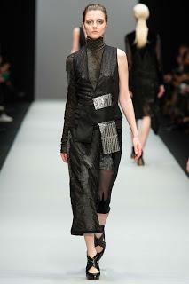 GUY LAROCHE presenta su nueva colección en París. GUY LAROCHE presenta su nueva colección en París.