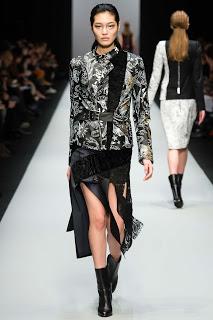 GUY LAROCHE presenta su nueva colección en París. GUY LAROCHE presenta su nueva colección en París.