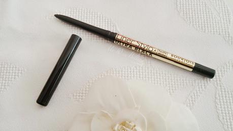 Mirada intensa con Ultra Black Edition de Bourjois bourjois, ultra black edition, liner stylo
