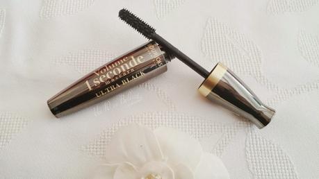 Mirada intensa con Ultra Black Edition de Bourjois bourjois, ultra black edition, volume 1seconde