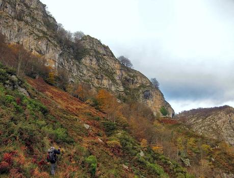 CUYARGAYOS (CIRCUITO DESDE EL EMBALSE DE TANES) CUYARGAYOS (CIRCUITO DESDE EL EMBALSE DE TANES)