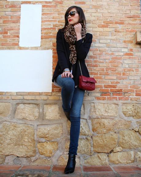 Blazer cruzado + Camisa oversize