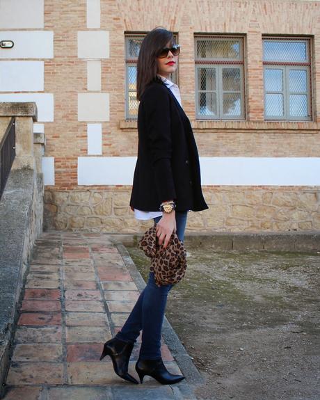 Blazer cruzado + Camisa oversize