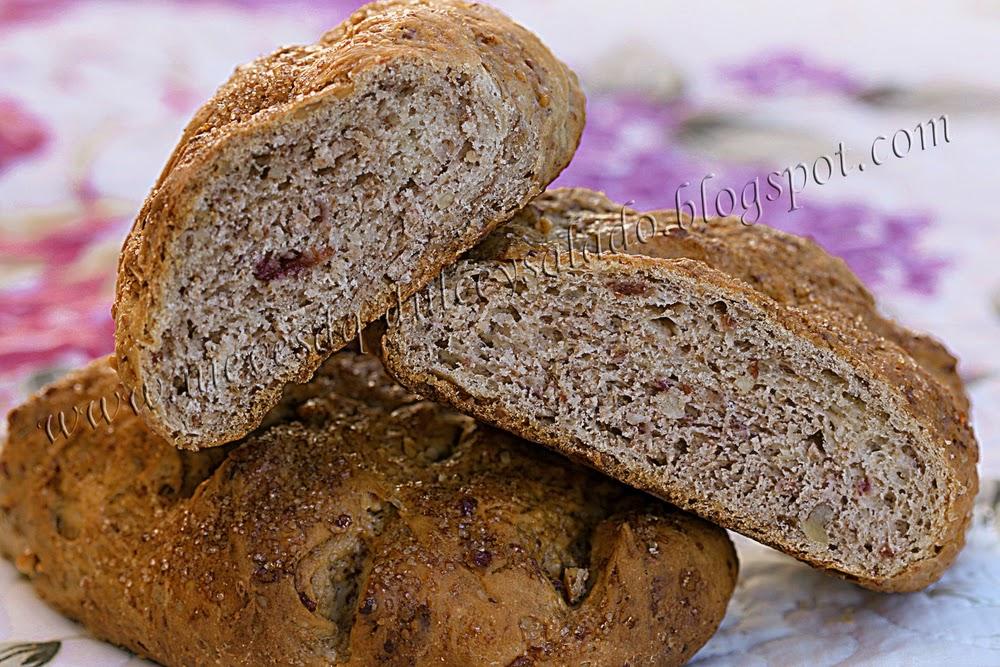 PAN DE CANELA CON ARANDANOS Y NUECES