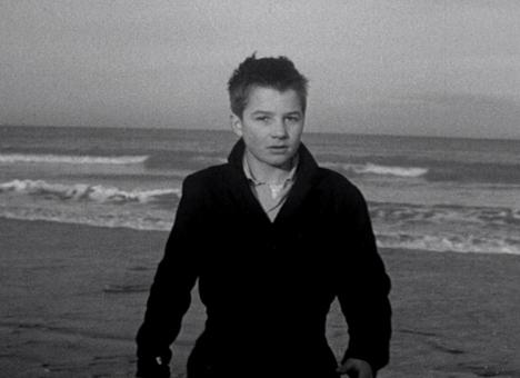 Los 400 golpes ‘Los 400 golpes’ – Eres un niño malo, que no vale para nada, a quien nadie quiere y que merece desaparecer