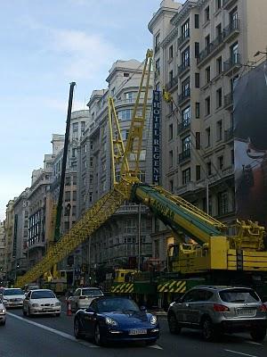 Palacio de la Música, Madrid - Montaje de la grúa torre (II)