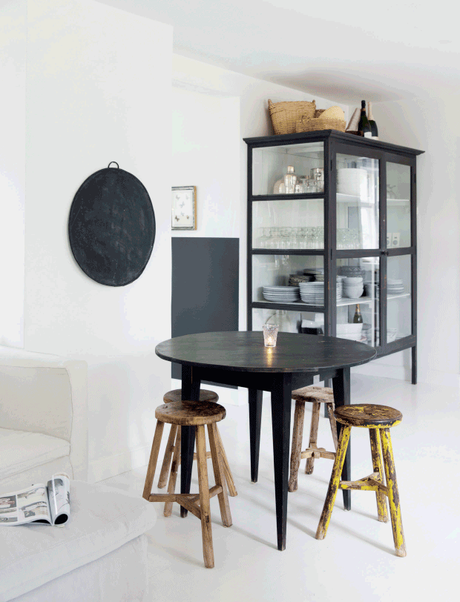 Sereno y natural hogar de estilo escandinavo Sereno y natural hogar de estilo escandinavo