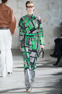 Los bolsos de Loewe centran todas las miradas Los bolsos de Loewe centran todas las miradas