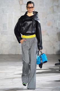 Los bolsos de Loewe centran todas las miradas Los bolsos de Loewe centran todas las miradas