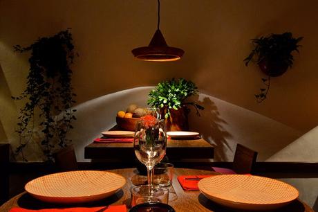 Ella siente y él materializa sus sueños Ella siente y él materializa sus sueños