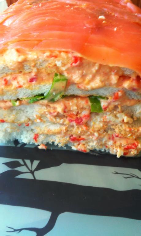 Pastel de Pan de Molde de Salmón Pastel de Pan de Molde de Salmón