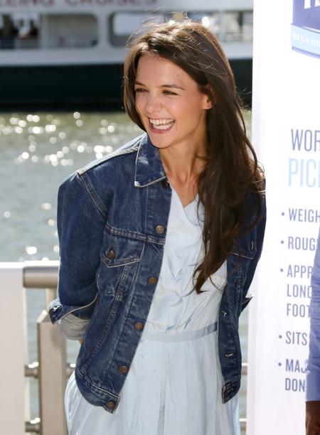 I.S.: Denim Jacket katie_holmes_denim_jacket_new_york_dawsons_creek