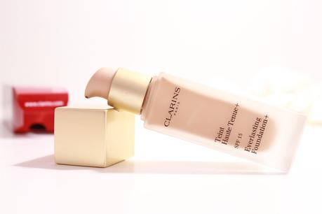 CLARINS Teint Haute Tenue SPF 15+ CLARINS Teint Haute Tenue SPF 15+