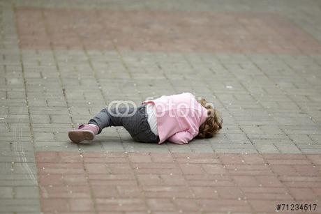 Las rabietas y los terribles dos años Esta no es Sara, pero bien podría haberlo sido