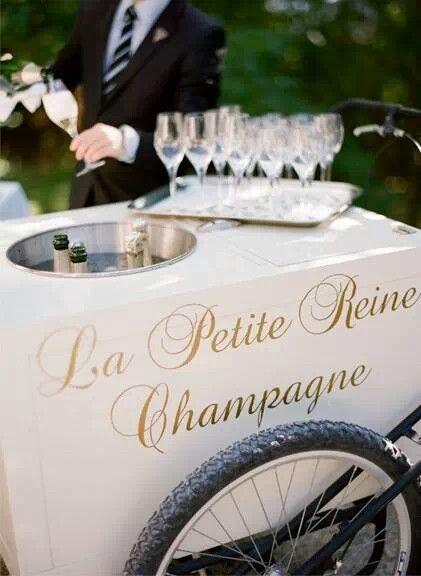 ESTA SEMANA EN EL BLOG: SOFISTICACIÓN Y LUJO Bubbly Bar