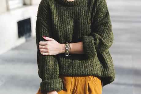 Paris, je t’aime Paris-Green_Sweater-Orange_Trousers-Adidas_Stan_Smith-Ralph_Lauren_Bag-Ricky_Drawsting_Bag-Outfit-Street_Style-PFW-Maxi_Coat-91