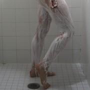 Ocho errores al afeitarnos las piernas Ocho errores al afeitar las piernas