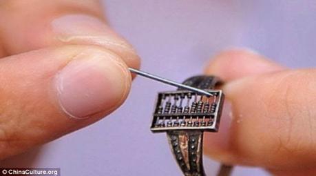 Así luce el primer dispositivo wearable y data de hace 300 años Así luce el primer dispositivo wearable y data de hace 300 años