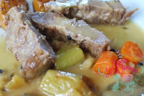 PLUMA IBERICA EN ESCABECHE CON MANZANAS REINETAS PLUMA IBERICA EN ESCABECHE CON MANZANAS REINETAS