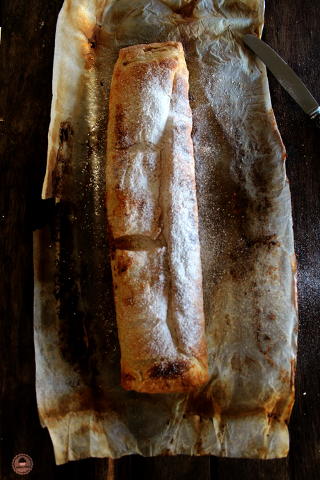 Topfenstrudel { Strudel de Requesón } Topfenstrudel { Strudel de Requesón }